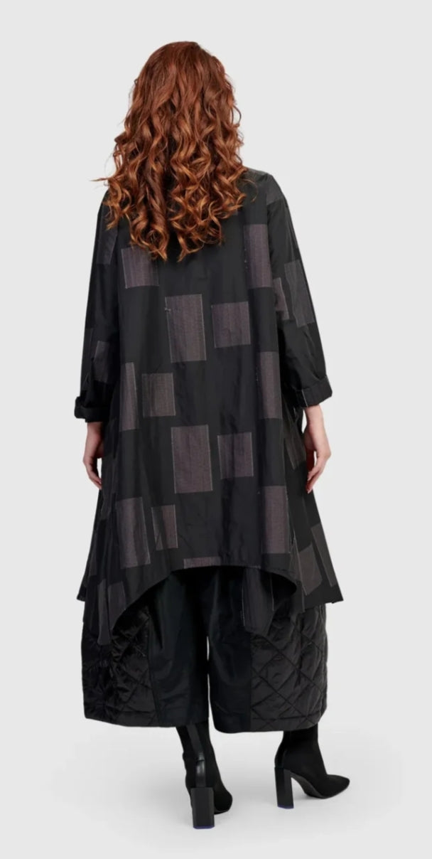 Urban tunic with no collar