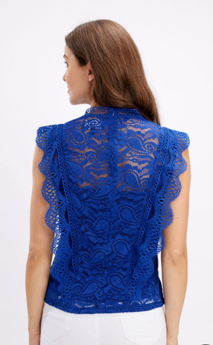 Frank Lyman lace top