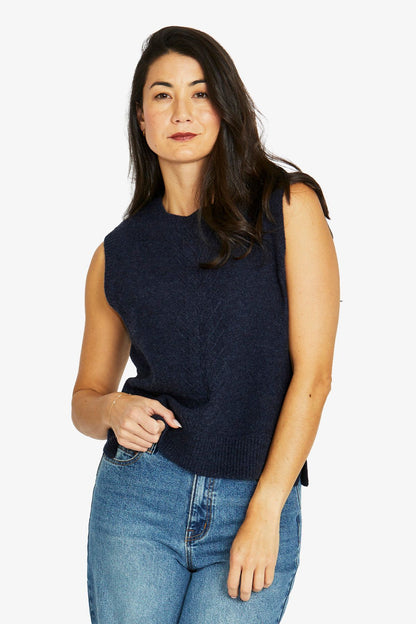 JUMP navy knitted vest