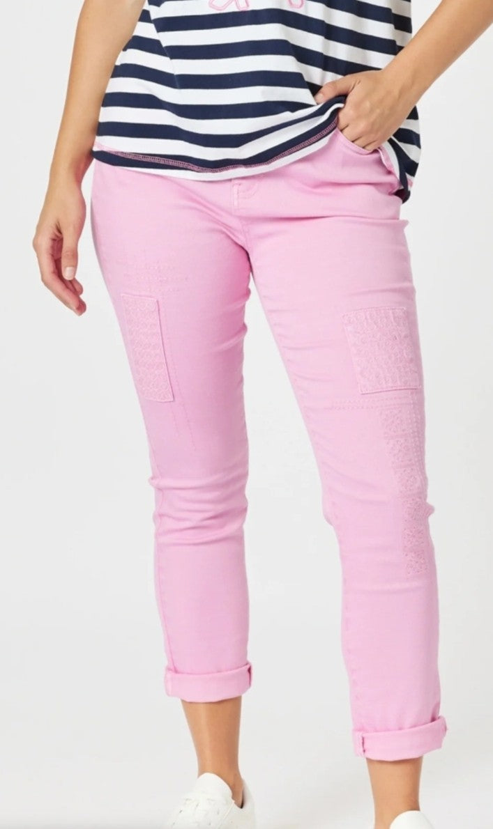 Threadz patch jeans