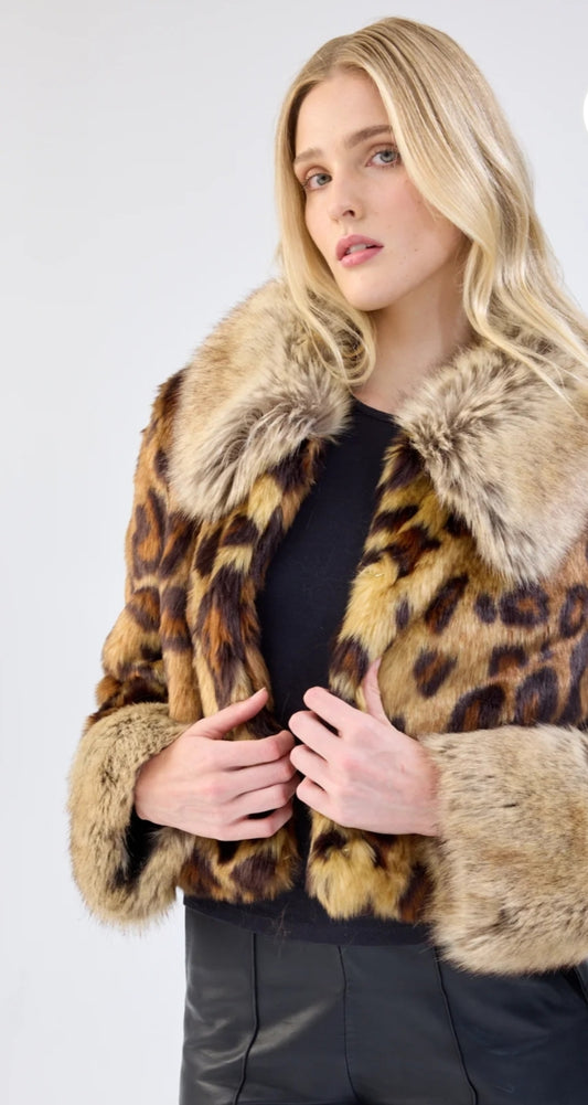 Unreal Fur leopard fake fur