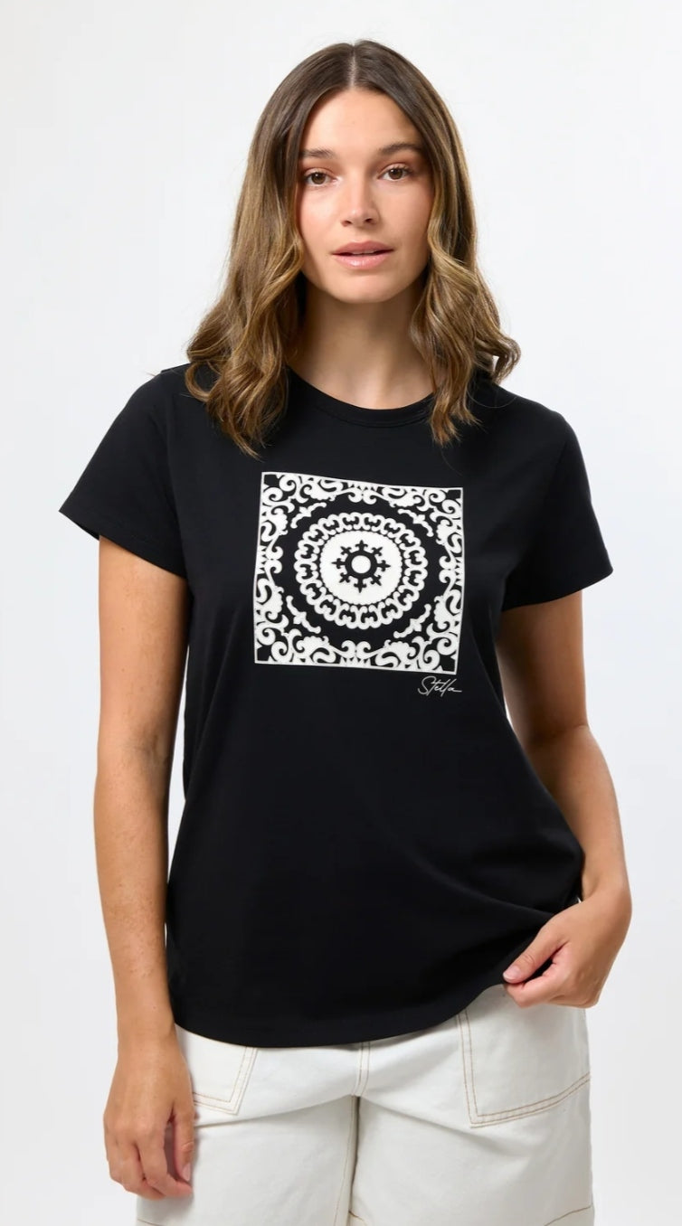 Stella & Gemma Onyx patch tee