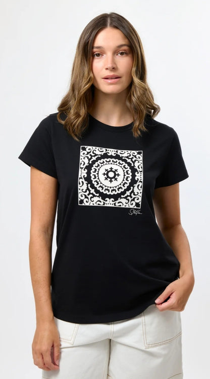 Stella & Gemma Onyx patch tee