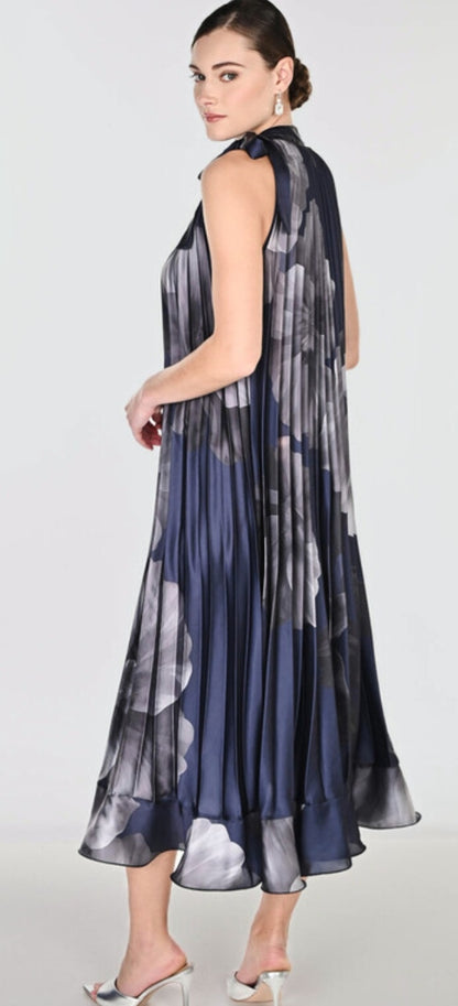 Frank Lyman grey pleated dress