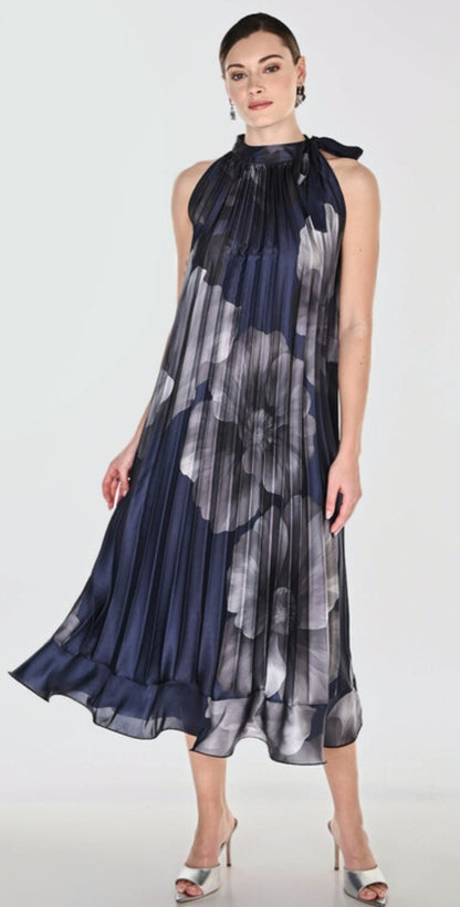 Frank Lyman grey pleated dress